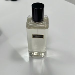 Victoria’s Secret body mist perfume